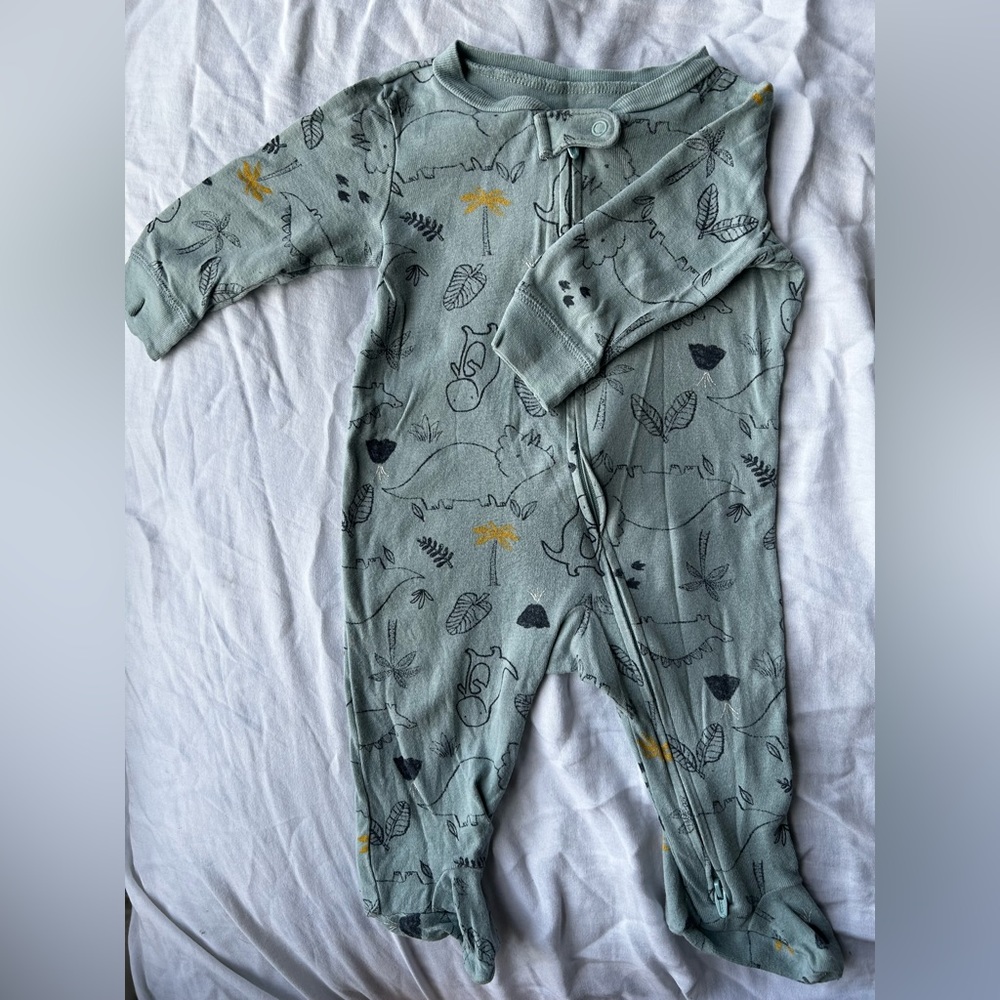 Carter’s Baby Boy Blue Dinosaur Footie Pajamas 6m